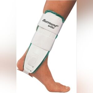 PROCARE Surround Gel Ankle Brace, Medium, Height 9" NIOB‎